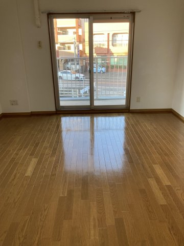 ハートマンションの居間・リビング