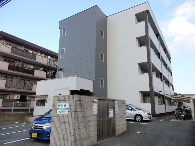ラ・クール今宿の外観