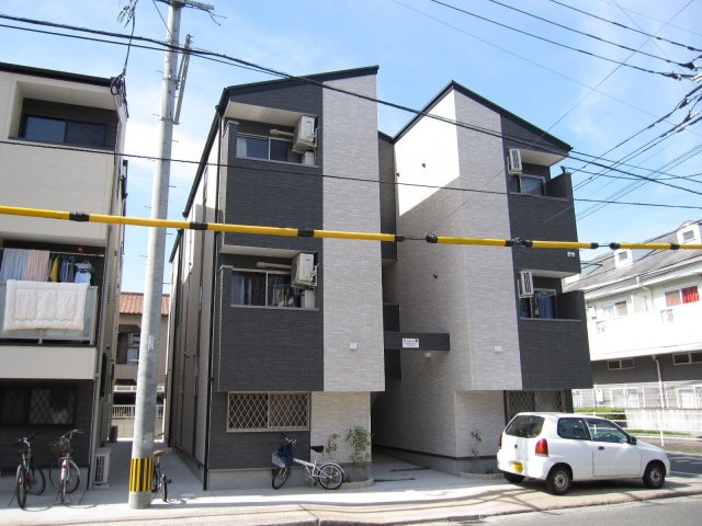 POLARIS STAR 周船寺の外観