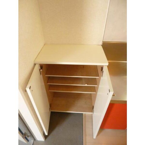 リブレア姪浜A棟の収納