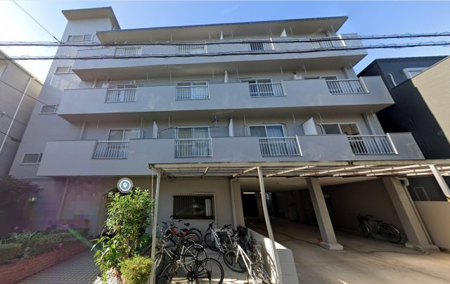 大栄マンションの外観