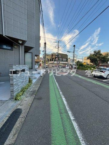 クラリスの周辺