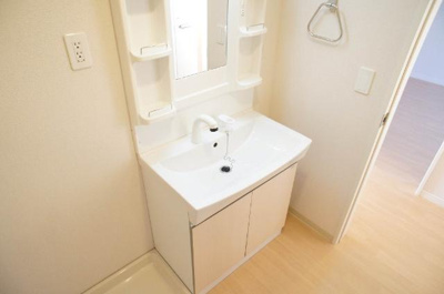 【洗面所】 | メルヴェイユ | 洗髪洗面化粧台