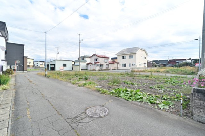 【外観】 | 黒石市幸町　土地　三方道路　