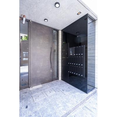 【エントランス】 | グランドレジデンス目黒