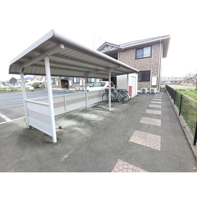 リヴェール岐南のエントランス