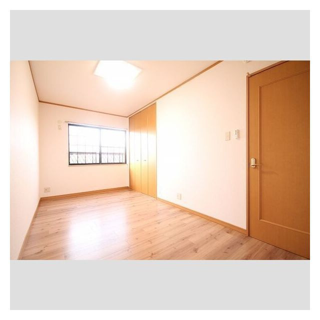 岐阜市柳津町上佐波５丁目のアパートの内装