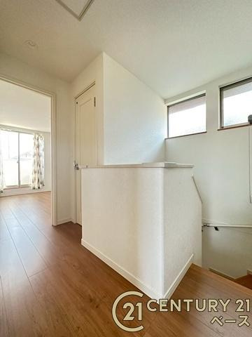 生駒郡三郷町勢野北５丁目　一戸建の内装|■現地撮影写真■こちらは２階廊下部分です！