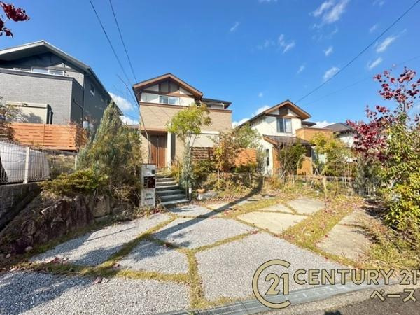 生駒郡三郷町勢野北５丁目　一戸建の駐車場|■現地撮影写真■駐車スペース２台分完備！