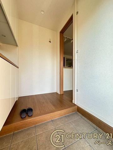 生駒郡三郷町勢野北５丁目　一戸建の内装