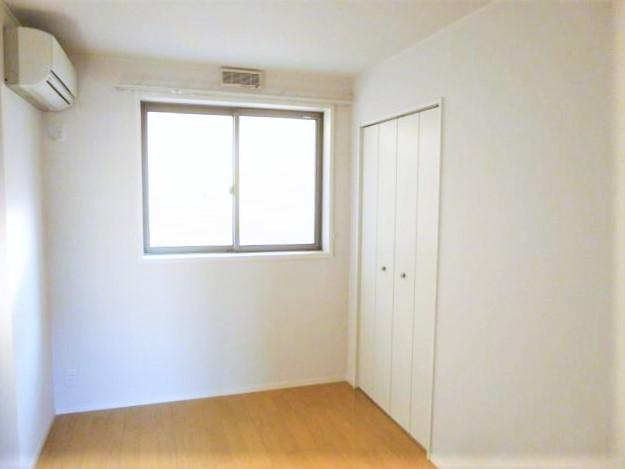 グランドソレイユの居間・リビング|洋室