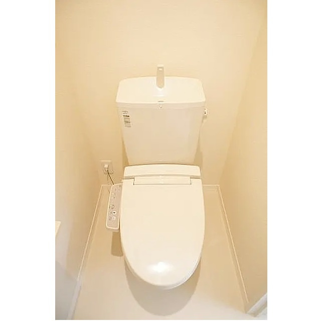 アリュールの内装|明るい色調の室内です