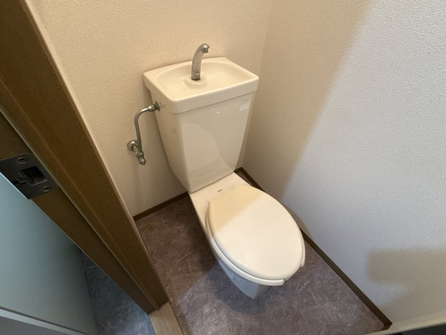 セジュール清水 Ｂ棟のトイレ