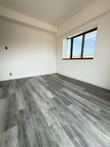 サンクレール本多聞の洋室