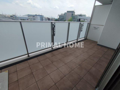 【バルコニー】 | クリオレジダンス横濱ベイサイド | 奥行きのある広いバルコニーです。