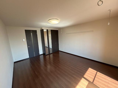 【内装】 | フォレストヒルズ | 洋室