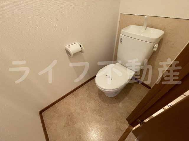 パルティーダのトイレ|落ち着いたトイレです