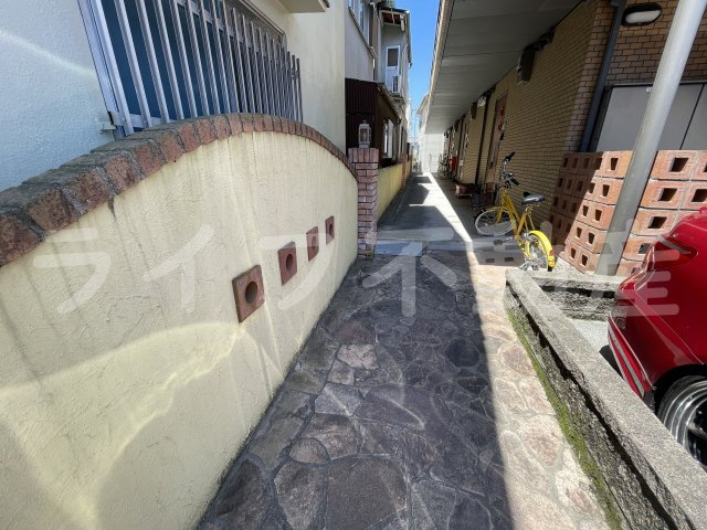 パルティーダのエントランス|ゆとりのあるエントランスです