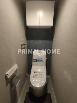 【トイレ】 | シティウインズ東神奈川 | 温水洗浄便座です。