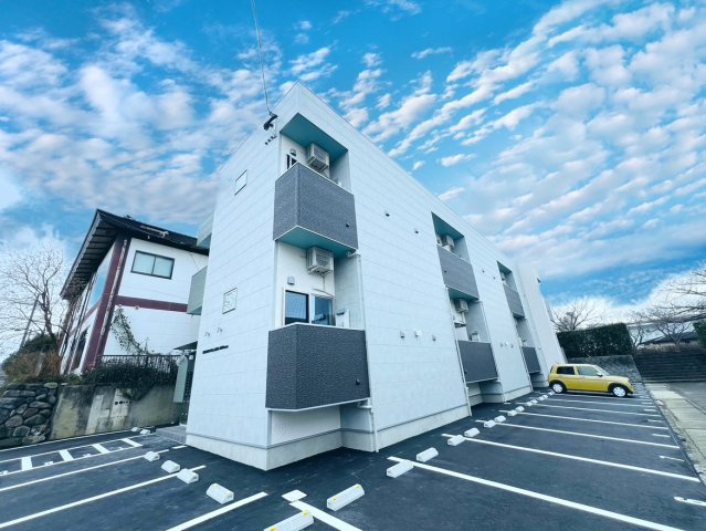 MODERN PALAZZO 大村litmusの外観