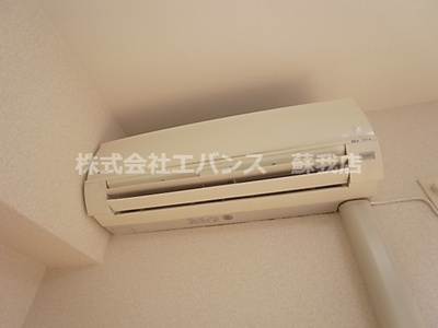 【設備】 | ハイトピア千葉 | エアコン付きです