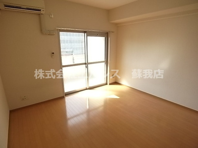 【寝室】 | ハイトピア千葉 | ゆとりの広さです