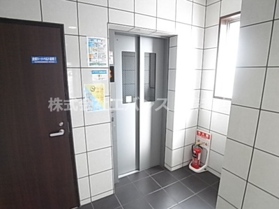 【その他共用部分】 | ハイトピア千葉 | エレベーター完備です