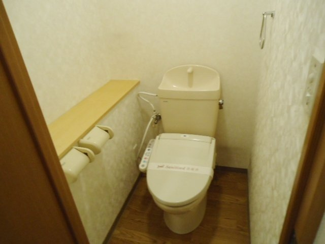 グリーンコートＦＫのトイレ|シャワー付トイレ