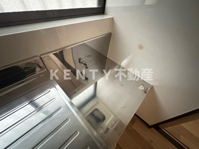 【キッチン】 | 内山荘 | コンパクトなキッチンで掃除もラクラク