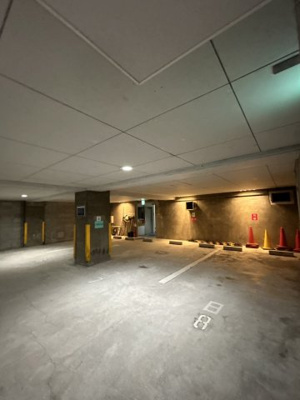 【駐車場】 | リトルブラザーズ六甲ビル