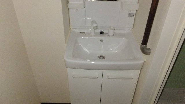 レオネクスト赤坂の内装|独立洗面台