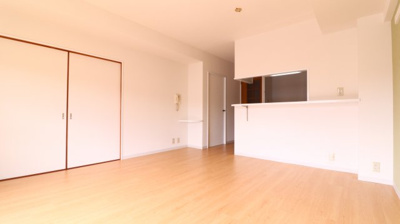 【居間・リビング】 | コモンパレス清水が丘