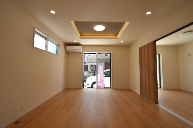 高松1丁目・新築戸建の居間・リビング