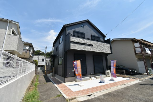 高松1丁目・新築戸建の前面道路含む現地写真