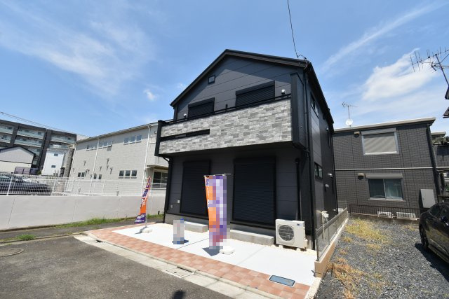 高松1丁目・新築戸建の前面道路含む現地写真
