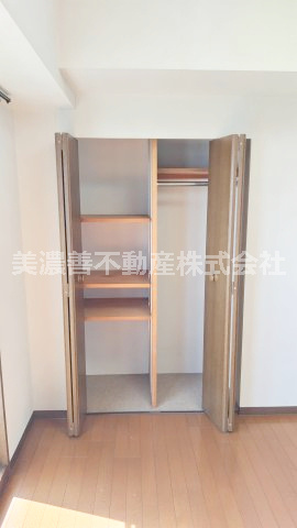 ６５７３７　ﾀﾞｲｱﾊﾟﾚｽ･ｽﾃｰｼｮﾝﾌﾟﾗｻﾞ新岐阜の収納