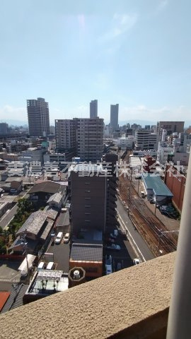 ６５７３７　ﾀﾞｲｱﾊﾟﾚｽ･ｽﾃｰｼｮﾝﾌﾟﾗｻﾞ新岐阜の展望