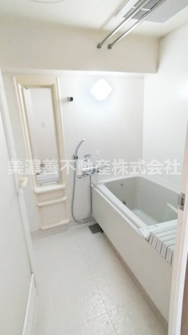 ６５７３７　ﾀﾞｲｱﾊﾟﾚｽ･ｽﾃｰｼｮﾝﾌﾟﾗｻﾞ新岐阜の浴室