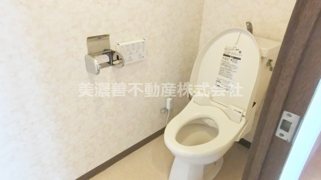 ６５７３７　ﾀﾞｲｱﾊﾟﾚｽ･ｽﾃｰｼｮﾝﾌﾟﾗｻﾞ新岐阜のトイレ