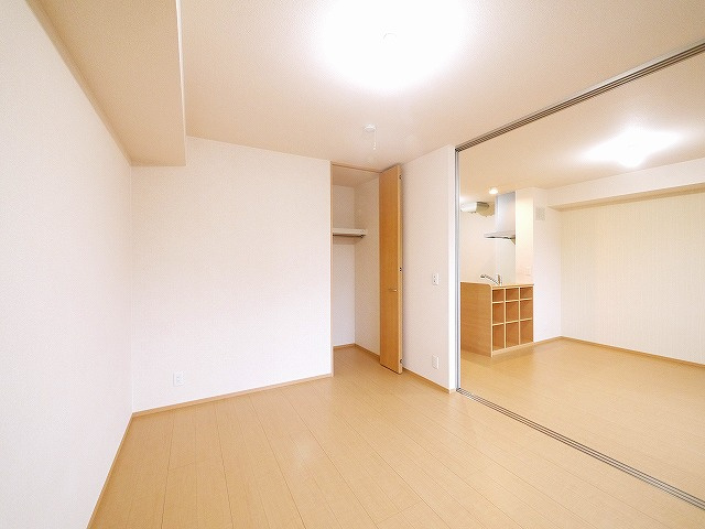 ヴォラーレの洋室