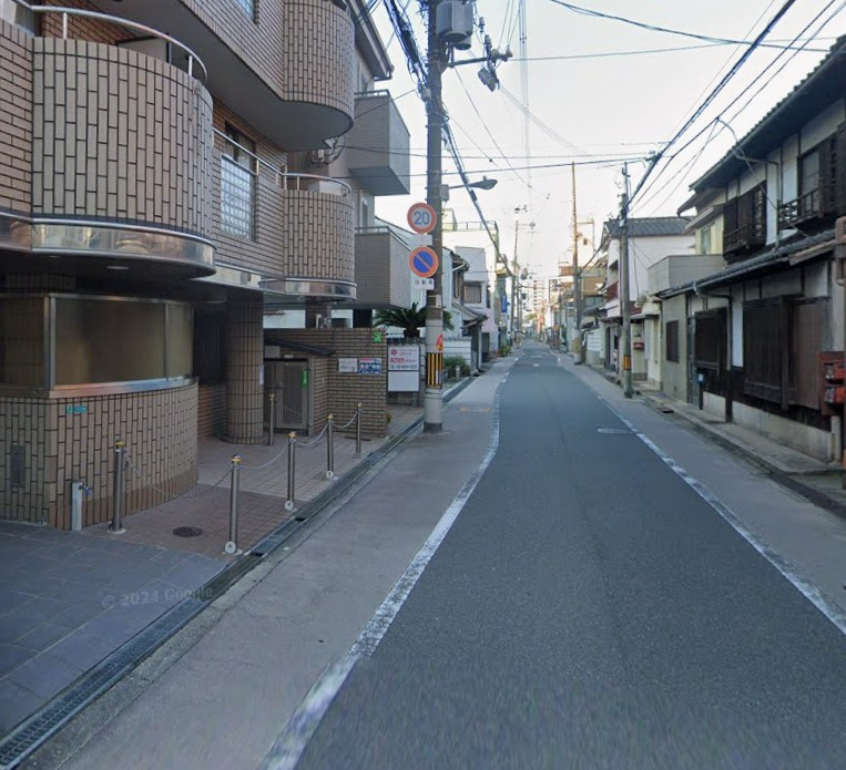 メゾンベストの駐車場