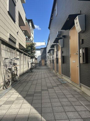 ＲＯＷ ＨＯＵＳＥ江古田(ロウハウス江古田)のエントランス