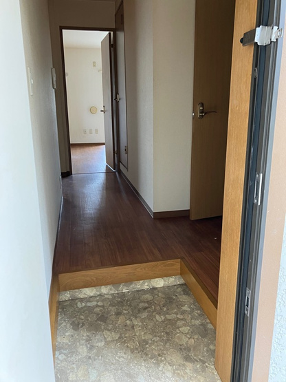 【洗面所】 | フォレストヒルズⅢ | 脱衣スペースもあります