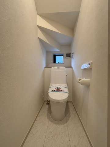 【トイレ】 | 寒い冬でも快適な温水洗浄便座が２か所ございます◎