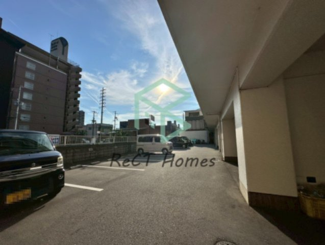 ハイツ野田の駐車場