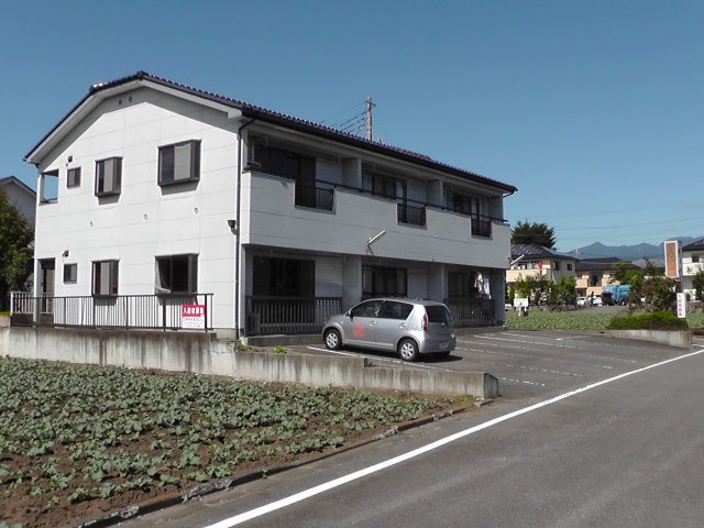 パールハイツ小林Ⅱの駐車場