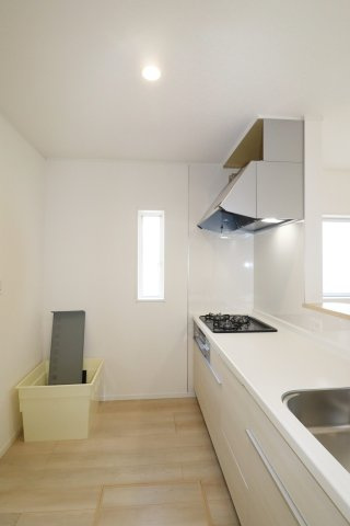 郡山市富久山町福原第21　　　1号棟　　　行健小学校、明健中学区のキッチン