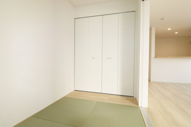 郡山市富久山町福原第21　　　1号棟　　　行健小学校、明健中学区の和室