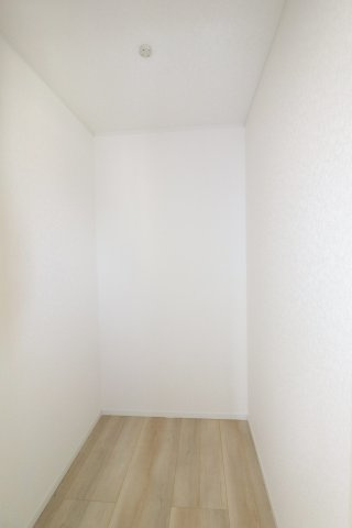 郡山市富久山町福原第21　　　1号棟　　　行健小学校、明健中学区の収納|ウォークインクローゼット♪