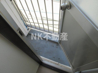 【バルコニー】 | メゾン松村（河内小阪賃貸） | お洗濯にも便利なバルコニー付き